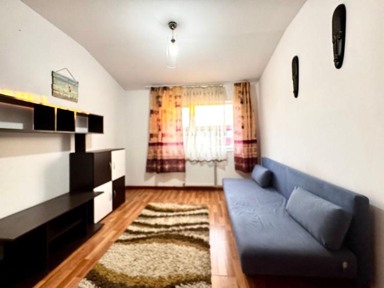 Apartament cu 2 camere decomandat, mobilat în Dâmbovița