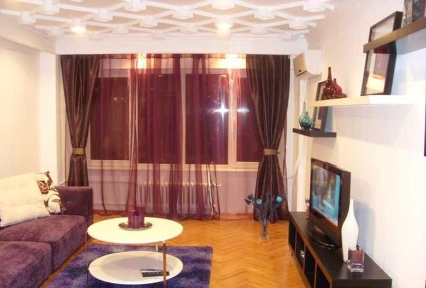 Apartament cu 3 camere decomandat, mobilat în Universitate