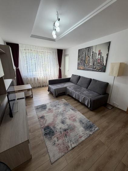 Apartament cu 2 camere decomandat în Ghencea