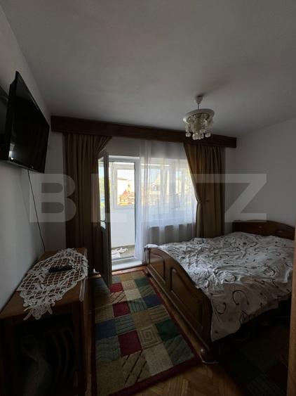 Apartament cu 2 camere decomandat, mobilat în Micro 8