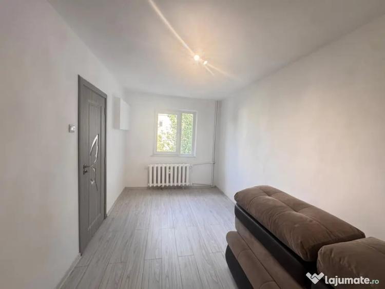 Apartament cu 3 camere nedecomandat în Tomis Nord