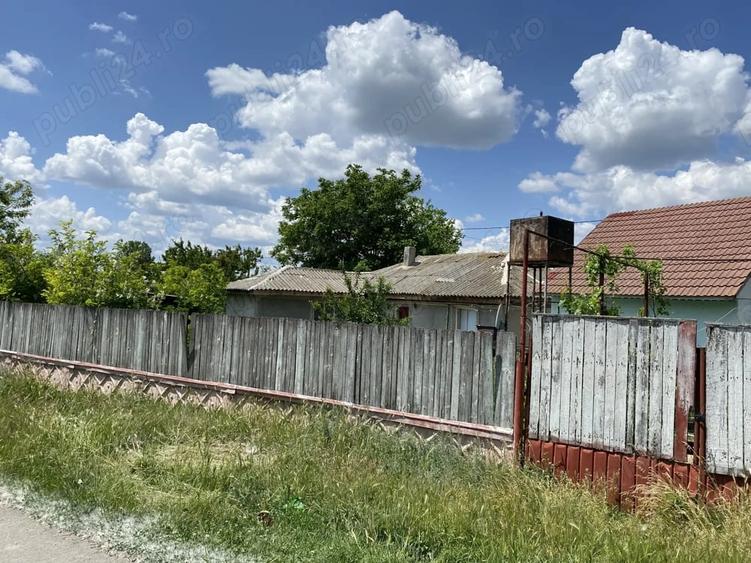 Casă cu Teren 1030 Mp în Ograda