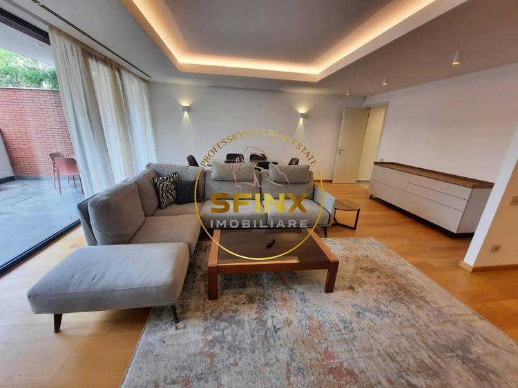Apartament cu 3 camere decomandat, mobilat în Primăverii
