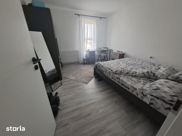Casă cu 5 camere cu Teren 400 Mp în Gilău