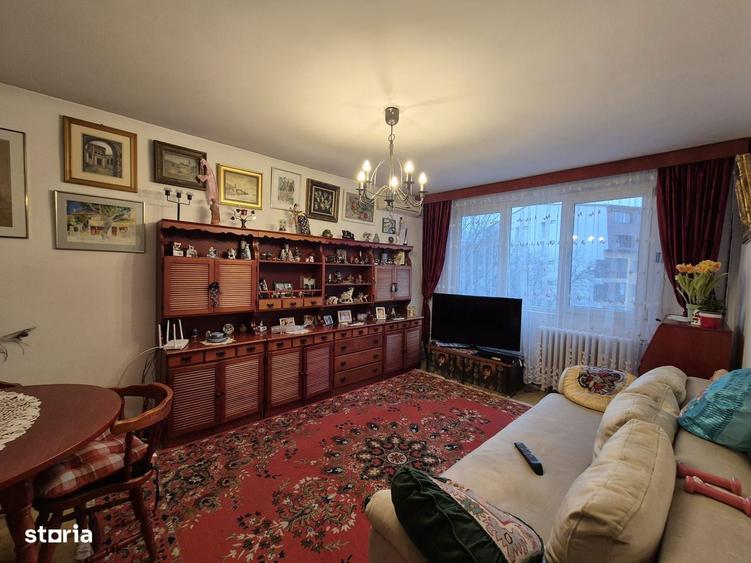 Apartament cu 4 camere decomandat în Militari