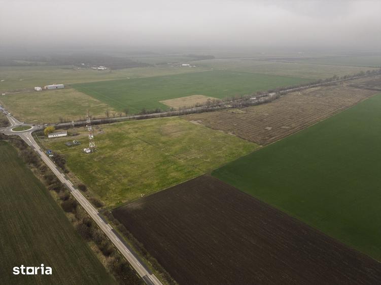 Teren de 84000 mp, în Central