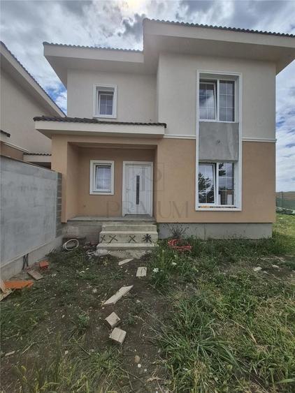 DUPLEX DESPARTIT PRIN GARAJ - ZONA EXCELENTA - FINISAJE LA ALEGERE - - 1