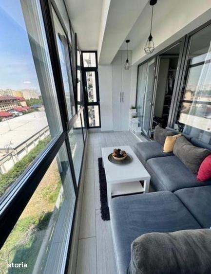 Apartament cu 3 camere decomandat în Titan