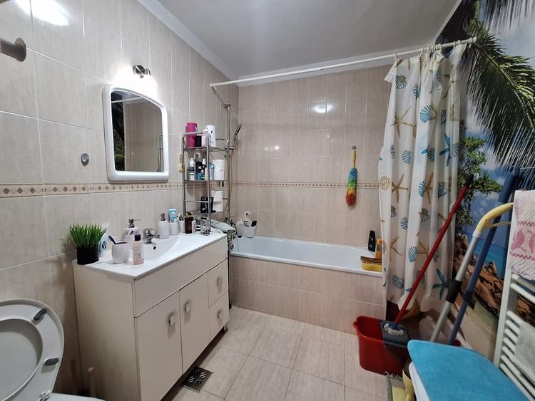 Apartament cu 2 camere, 57 mp, balcon, zona Razoare - 6