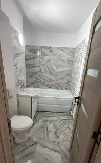 Apartament cu 2 camere decomandat în Km 5