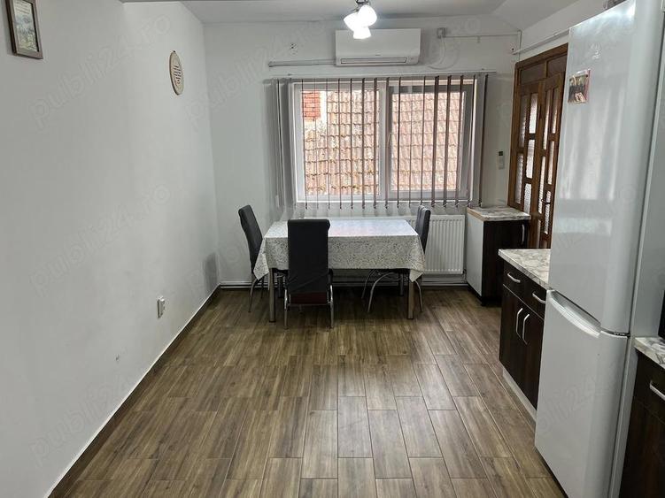 Apartament cu 3 camere decomandat în Chișoda