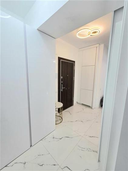 Apartament cu 2 camere decomandat, mobilat în Ultracentral