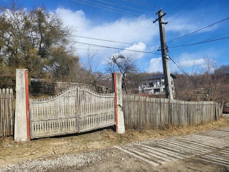 Teren de 1600 mp, în Central