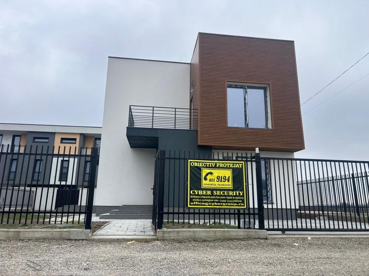 Casă individuală cu 5 camere cu Teren 400 Mp în Corbeanca