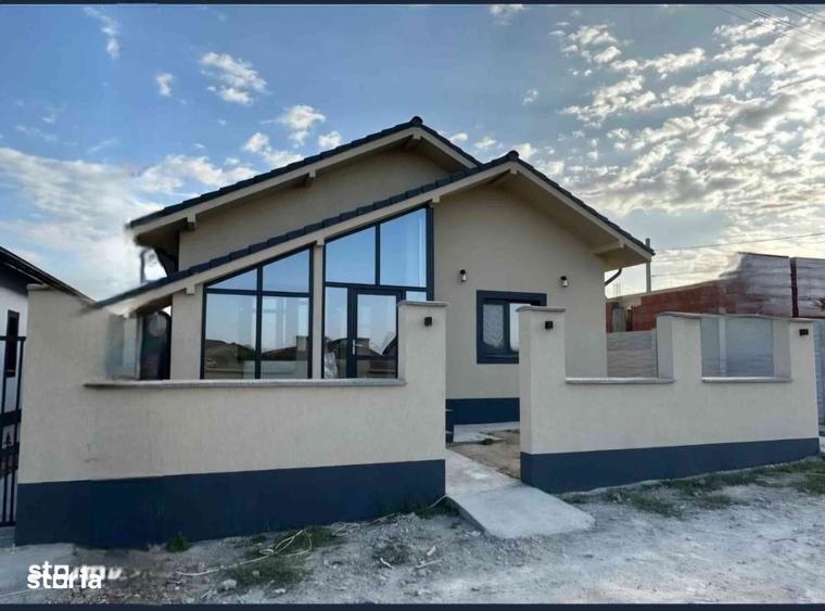 Casă cu 3 camere în Preajba