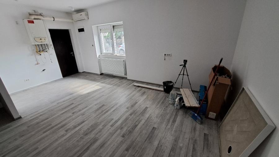 Birou, de 30 mp, în Barbu Văcărescu