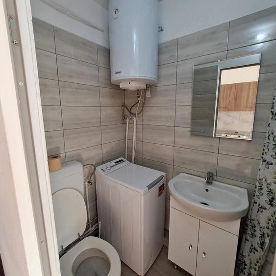 Garsonieră semidecomandată în Micro 17