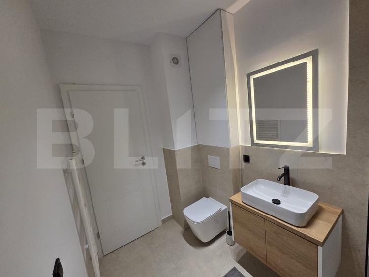Apartament cu 2 camere semidecomandat, mobilat în Florești