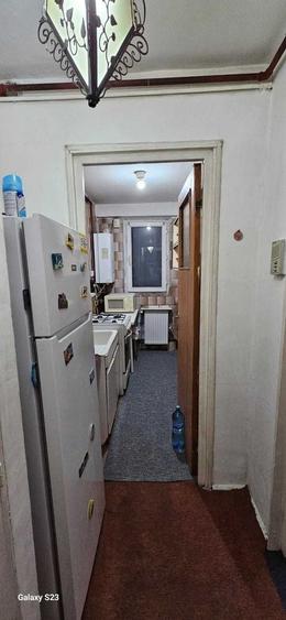 Apartament cu 2 camere semidecomandat, mobilat în Lujerului