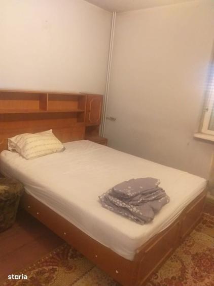 Decomandat, et. 3/4, 61 mp, Rovine- fosta Wiessana - 2