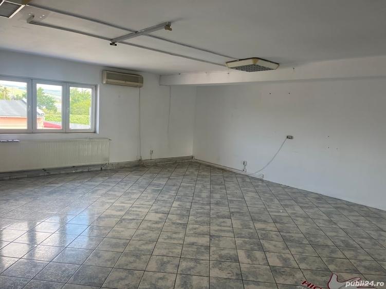 Spațiu comercial, de 40 mp, în Libertății