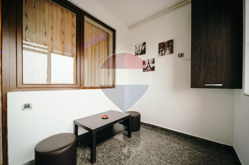 Apartament cu 2 camere nedecomandat, mobilat în Tractorul