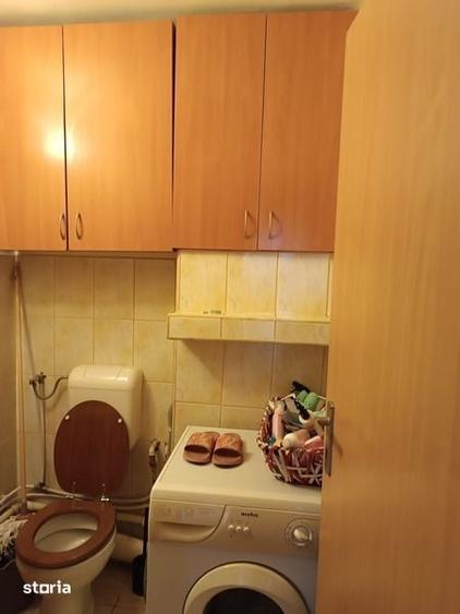 Apartament cu 3 camere decomandat în Între Lacuri