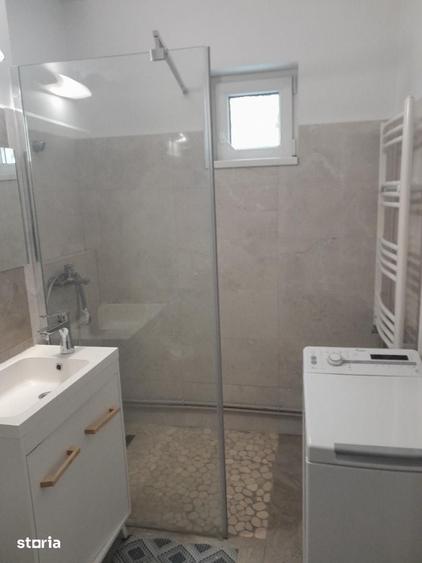Apartament cu 2 camere decomandat în Vatra Luminoasă