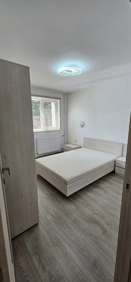 Apartament cu 2 camere semidecomandat în Tineretului