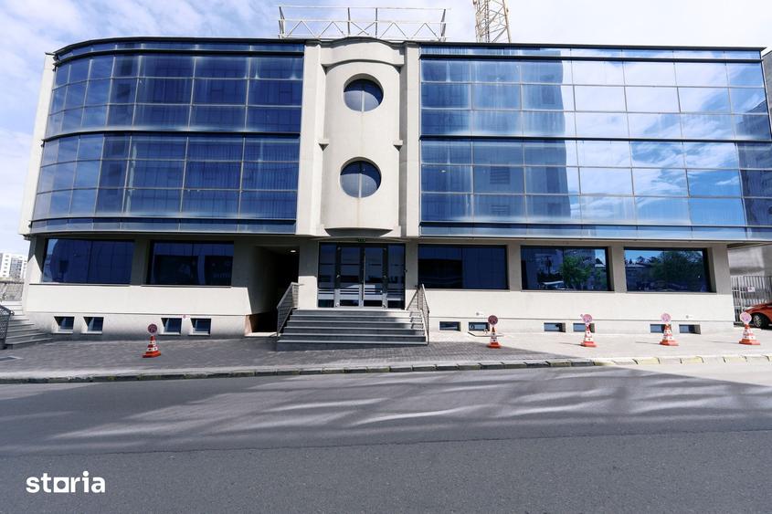Spațiu comercial, de 316 mp, în Șerbănești