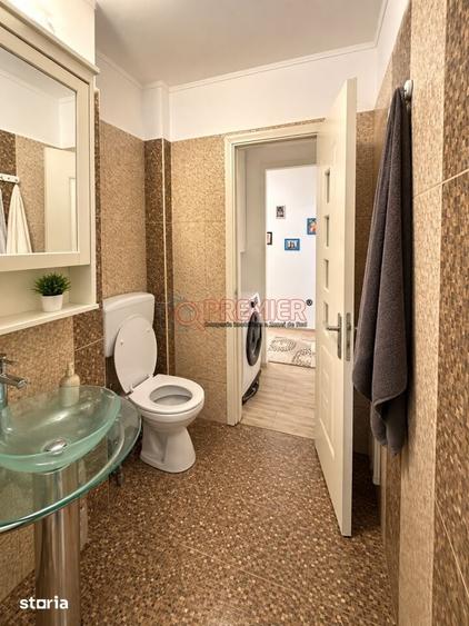Apartament cu 3 camere decomandat în Berceni