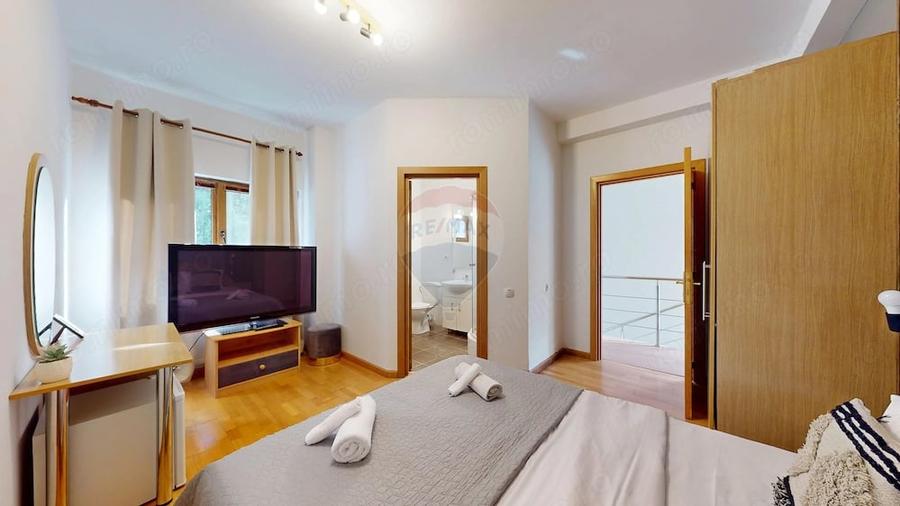 Casă cu 5 camere cu Teren 745 Mp în Cioplea