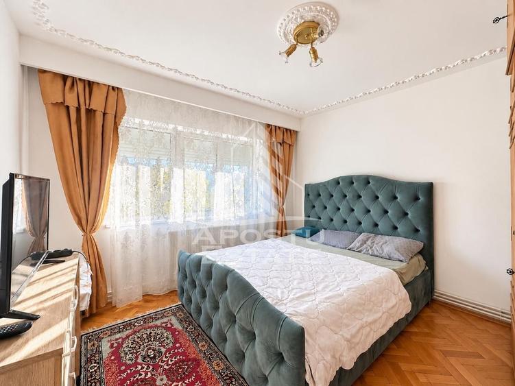 Apartament cu 3 camere decomandat, mobilat în Podgoria