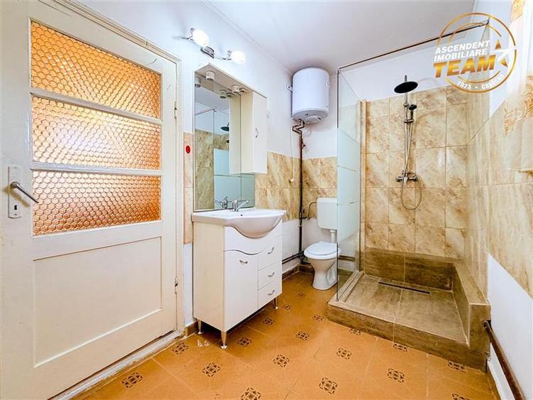 Casă individuală cu 2 camere cu Teren 1169 Mp în Zagon