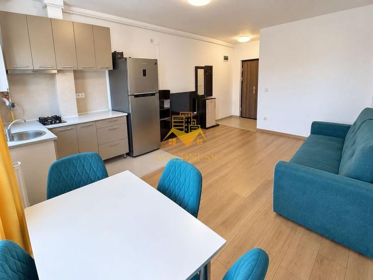 Apartament cu 3 camere semidecomandat, mobilat în Florești