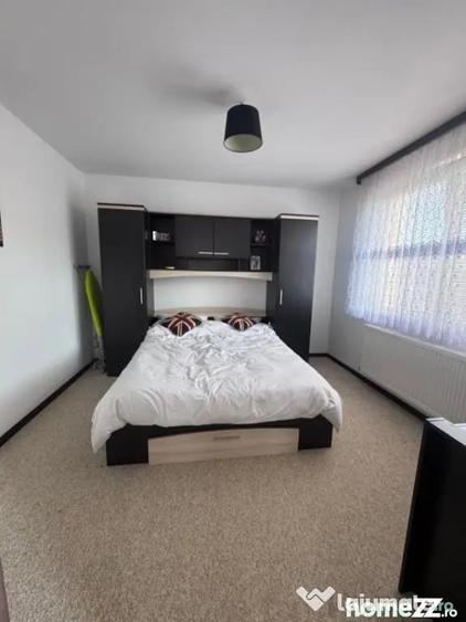 Casă cu 5 camere cu Teren 450 Mp în Rădăuți