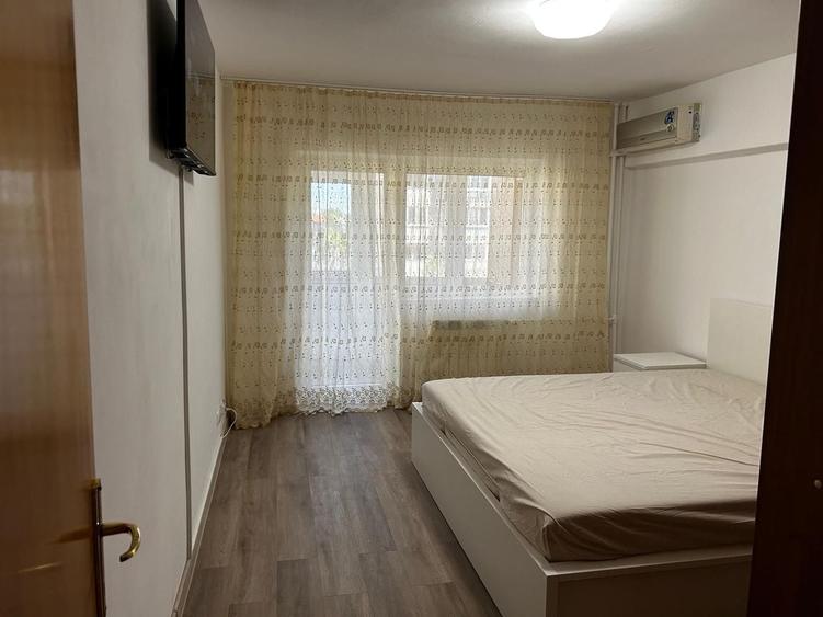 Apartament cu 3 camere decomandat, mobilat în Unirii