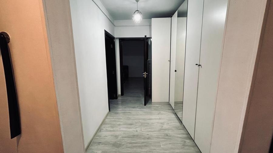 Apartament cu 2 camere decomandat în Obor