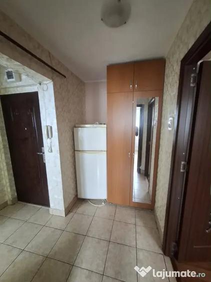 Apartament cu 2 camere semidecomandat în Nord