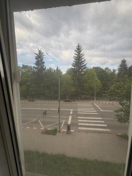 Apartament cu 2 camere decomandat în Petros