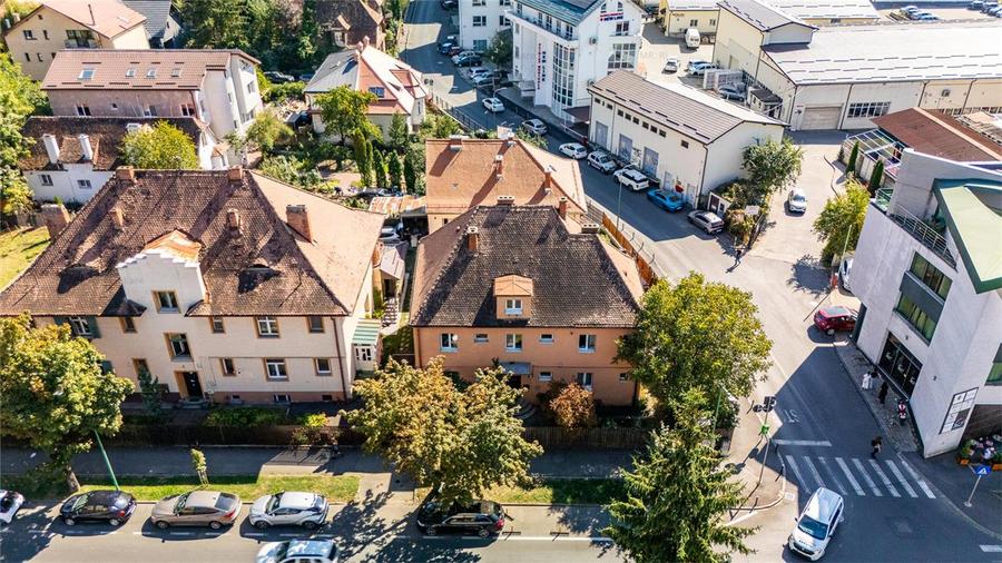 Apartament cu 3 camere decomandat, mobilat în Centrul Civic