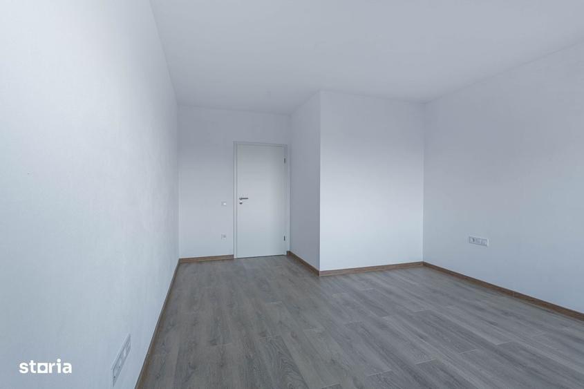 Casă cu 2 camere cu Teren 207 Mp în Sânpetru