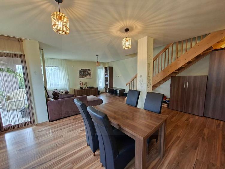 Apartament cu 3 camere decomandat, mobilat în Calea Dumbrăvii