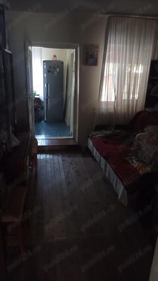 Casă cu 4 camere cu Teren 650 Mp în Tuzla