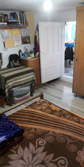 Casă cu 3 camere în Dumbrava