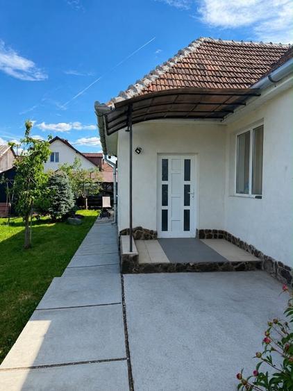 Casă cu 3 camere în Central