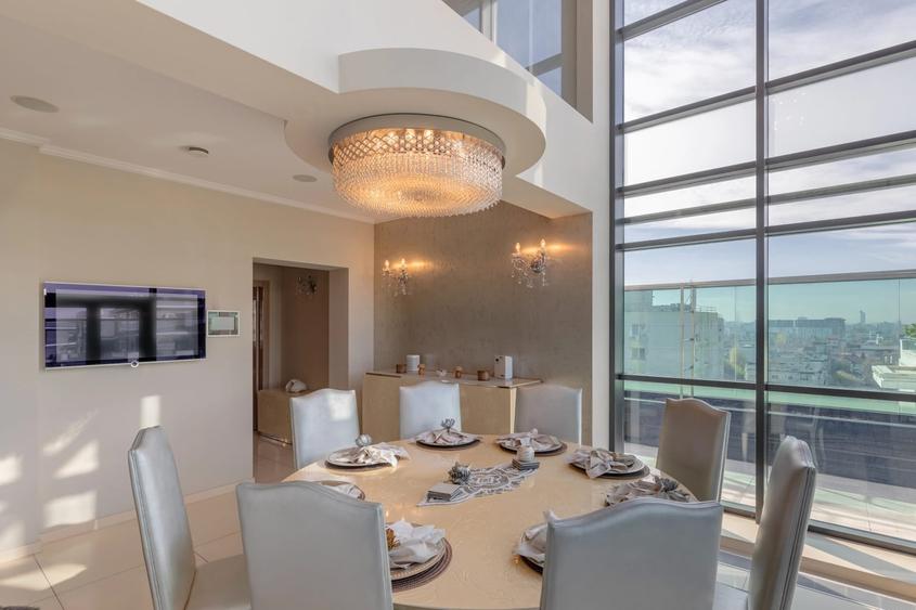 AMAZING PENTHOUSE - LAKE VIEW - 9