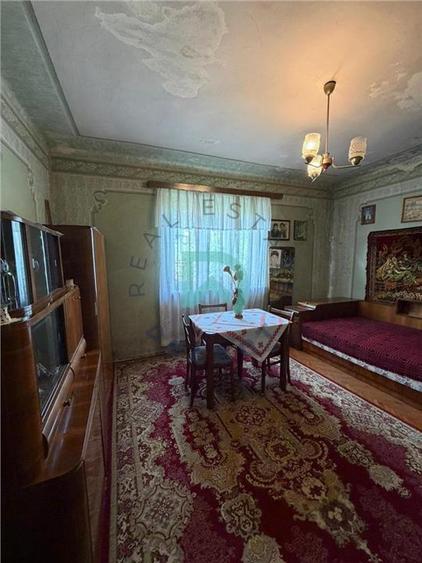 Casă cu 2 camere cu Teren 335 Mp în Lazaret