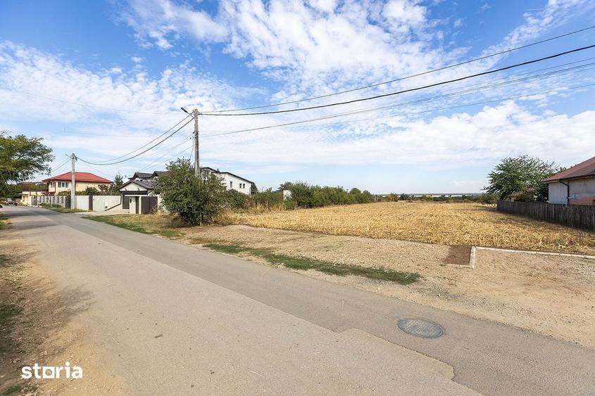 Teren de 8797 mp, în Moara Vlăsiei
