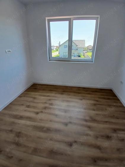 Casă cu 3 camere cu Teren 300 Mp în Săcălaz